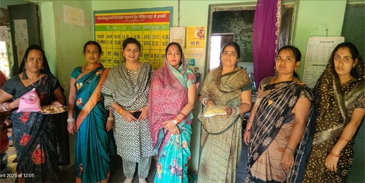 ग्राम पंचायत पटपरपाली के आंगनबाड़ी केंद्रों में मनाया गया पोषण पखवाड़ा Web Morcha Gram Panchayat Patparpali