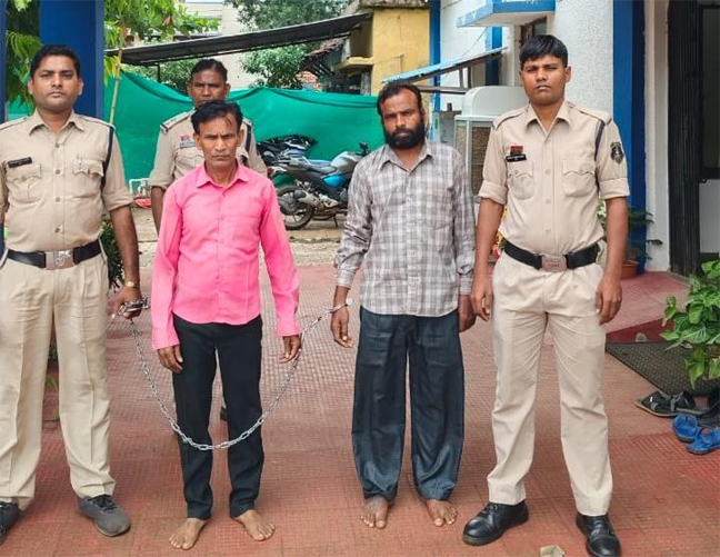 गरियाबंद में अंधविश्वास की हद: धन पाने के लालच में भगवान को चढ़ाया खून, आरोपी पहुंचे सलाखों के पीछे Web Morcha गरियाबंद