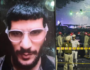 Delhi Car Blast: धमाके वाली कार में था आतंकी डॉक्टर उमर, जानबूझकर खुद को उड़ाया