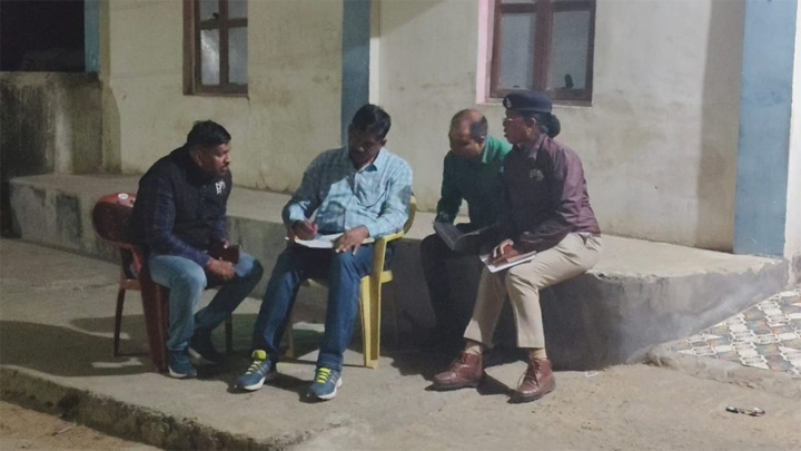 सौम्या चौरसिया का नाम फिर सुर्खियों में: कोरबा के किसान के घर 15 हथियारबंद डकैतों का हमला, परिवार बंधक