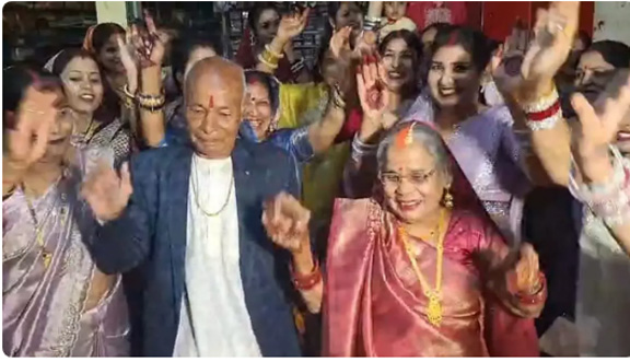छत्तीसगढ़: जब 82 वर्षीय दूल्हे और 77 वर्षीय दुल्हन ने फिर रचाई शादी, प्रेम और समर्पण की बनी मिसाल – देखें वीडियो