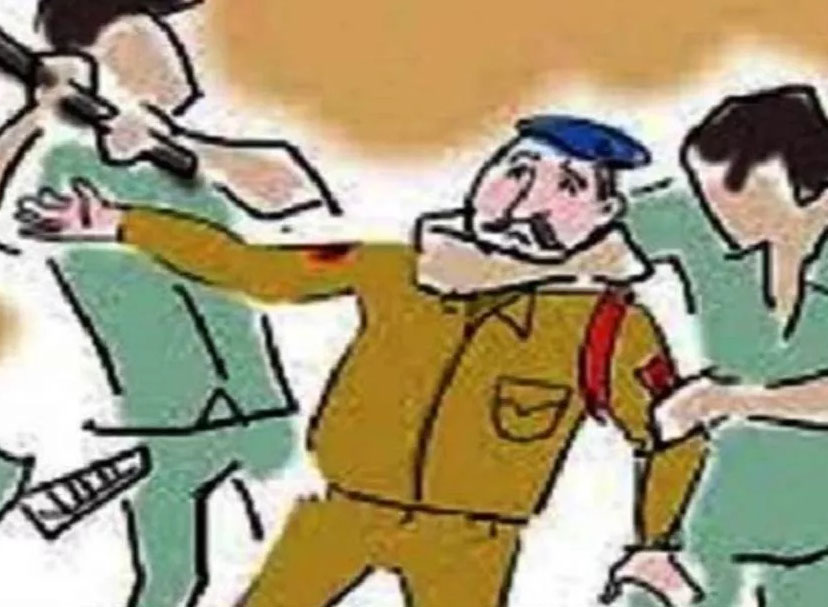 छत्तीसगढ़: ड्यूटी के दौरान पुलिसकर्मी से मारपीट