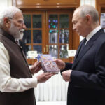 PM मोदी ने पुतिन को दी रूसी भाषा की गीता, भारत-रूस रिश्तों में नया अध्याय