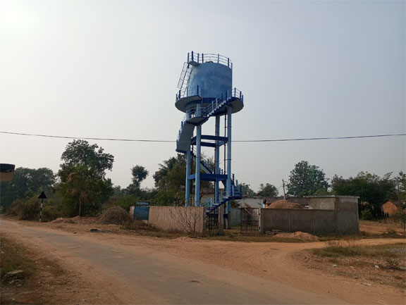 PM की योजना में बड़ा घोटाला! महासमुंद में जल जीवन मिशन की करोड़ों की टंकियाँ बनी ‘शो-पीस’ Web Morcha महासमुंद जल जीवन मिशन में लापरवाही और भ्रष्टाचार की तस्वीर