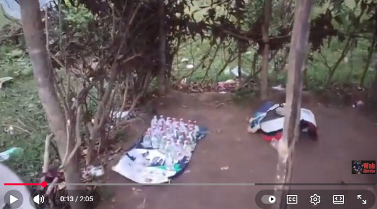 सरकार ने ठेका पद्धति बंद की, लेकिन ग्रामीणों ने अपनाई नई ‘ठेका परंपरा’! कोसमर्रा के बाद अब टोगोंपानी में भी बांटा शराब का ठेका