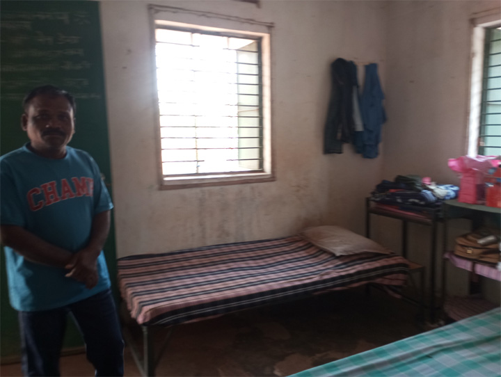 प्री-मैट्रिक अनुसूचित जनजाति छात्रावास, हाथीबाहरा