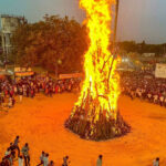 Holika Dahan 2026: आज होलिका दहन, जानें भद्रा का समय, शुभ मुहूर्त, पूजा विधि, मंत्र और महत्व