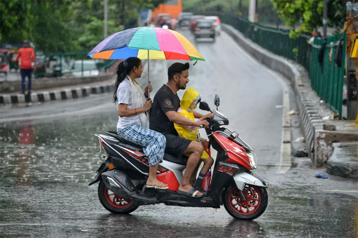 छत्तीसगढ़ समेत 18 राज्यों में आंधी-बारिश का अलर्ट, IMD ने जारी की चेतावनी, गर्मी पर लगा ब्रेक