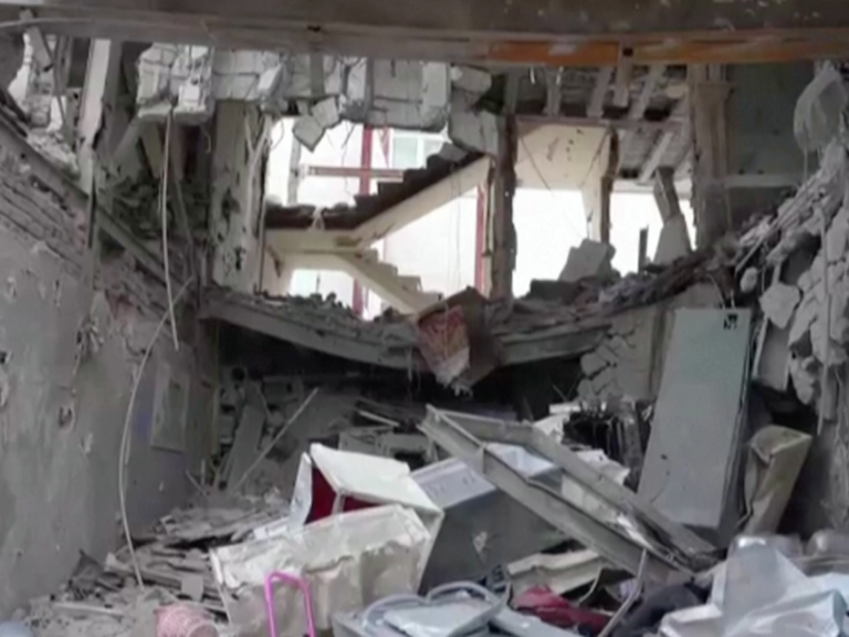 ईरान के शहरों में एयर स्ट्राइक के बाद भारी नुकसान | अमेरिका-इजराइल का युद्ध