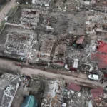 रूस-यूक्रेन युद्ध: वीडियो में दिखा जब ड्रोन ने अपार्टमेंट पर हमला किया