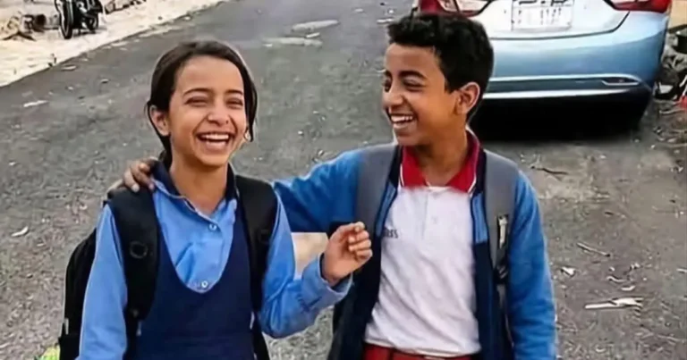यमन के ताइज़ में स्नाइपर से किशोर की हत्या पर मातम