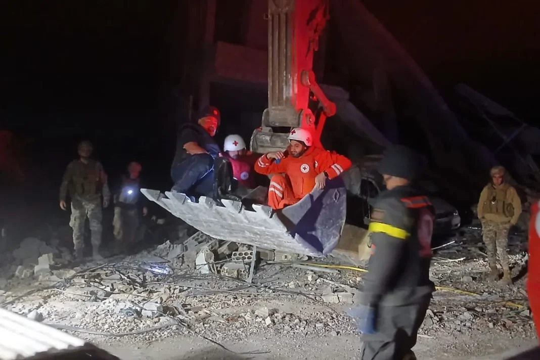 इज़राइल ने दक्षिण लेबनान में पत्रकार की हत्या, दूसरे को किया घायल