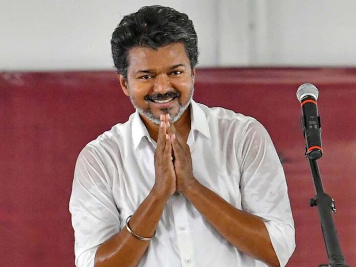 थलापति विजय का बड़ा दांव! TVK के सभी विधायक देंगे इस्तीफा अगर DMK-AIADMK ने बनाई सरकार, तमिलनाडु में नया सियासी ट्विस्ट