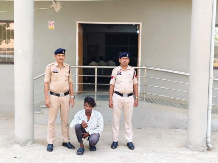 सराईपाली, पिता की हत्या कर फरार हुआ बेटा गिरफ्तार, सरायपाली पुलिस की त्वरित कार्रवाई