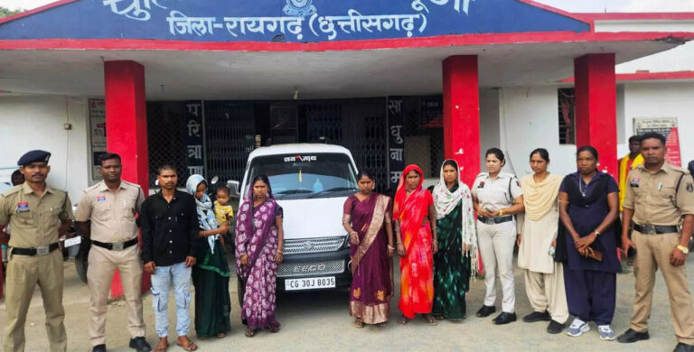 रायगढ़: पाकेटमार गिरोह का पर्दाफाश, 5 महिलाओं समेत 6 गिरफ्तार; 8 लाख का सामान जब्त