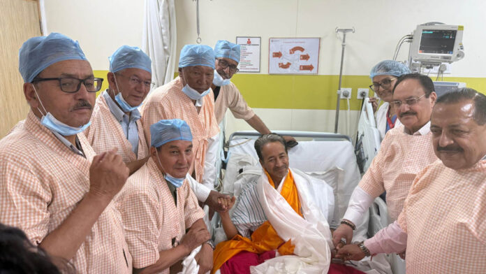 26 दिन बाद सोनम वांगचुक ने खत्म किया अनशन, बोले- हिंसा रोकना जरूरी; सरकार से बातचीत के बाद लिया फैसला