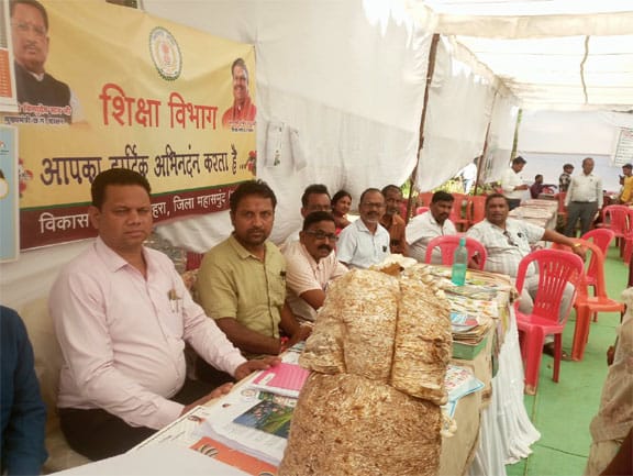 छह साल के नौनिहाल सीख रहे कमाई का हुनर, देवरी स्कूल का शिक्षा में अनोखा नवाचार WebMorcha पांच साल के नौनिहाल सीख रहे कमाई का हुनर, देवरी स्कूल का शिक्षा में अनोखा नवाचार