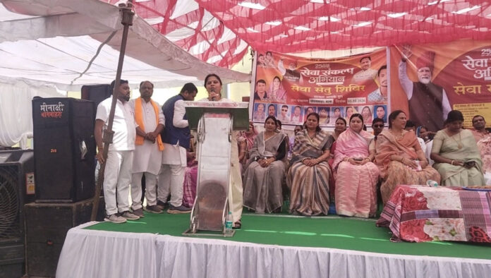 कोमाखान में नए तहसील भवन का उद्घाटन, सेवा सेतु शिविर में ग्रामीणों ने रखीं समस्याएं